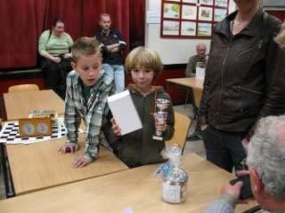 Een gezellig toernooi dat goed georganiseerd werd door Schaakvereniging de Eenhoorn.. Groep 1. We beginnen deze keer maar eens met de topgroep.