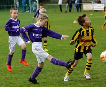 Vandaag stond de eerste etitiewedstrijd op het programma. En de spelers van de JO9-01 konden gelijk aan de bak tegen Cuijk. Cuijk uit, altijd lastig zeg maar!