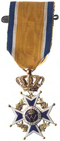 2403 2403 2404 Officierskruis Orde van Oranje Nassau (MMW12, Evers124, Bax9),