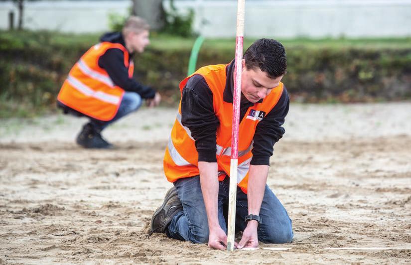 Als allround vakman GWW werk je zelfstandig aan lastige opdrachten en stuur je soms ook een team aan.