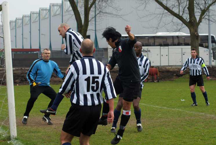 Met nog vijf thuisduels in het verschiet, kan het elftal dat al sinds jaren voor de hoogste omzet zorgt bij