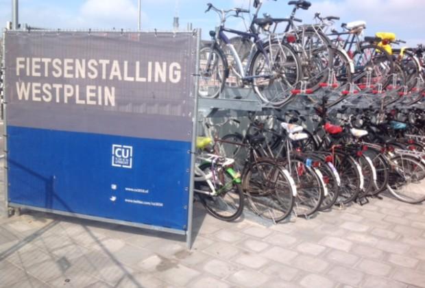 Westpleinstalling - bezetting stijgt Projecten westzijde station In januari 2016 is gestart met de bouw van de ondergrondse parkeergarage, het World