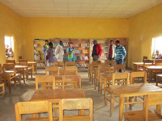 Verslag van het bestuur In 2015 hebben we goede voortgang geboekt met onze activiteiten in Ethiopië. Het Science en Innovatie Project van de Offa school is met succes voltooid.