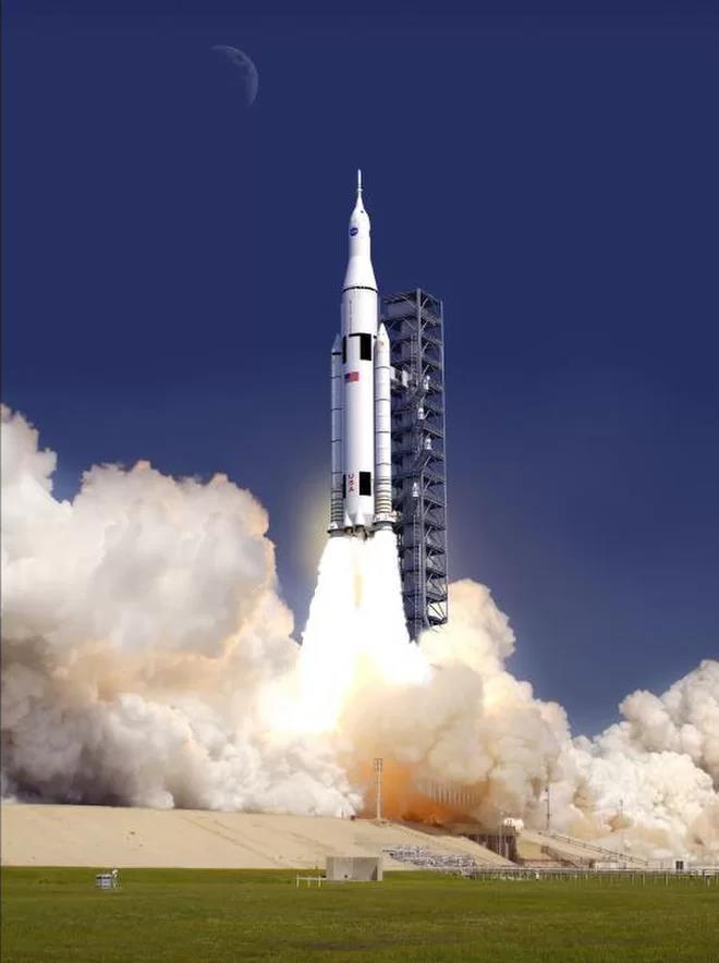 De kosten van de raket zijn ook laag. De Falcon 9 kost $62 miljoen per lancering.
