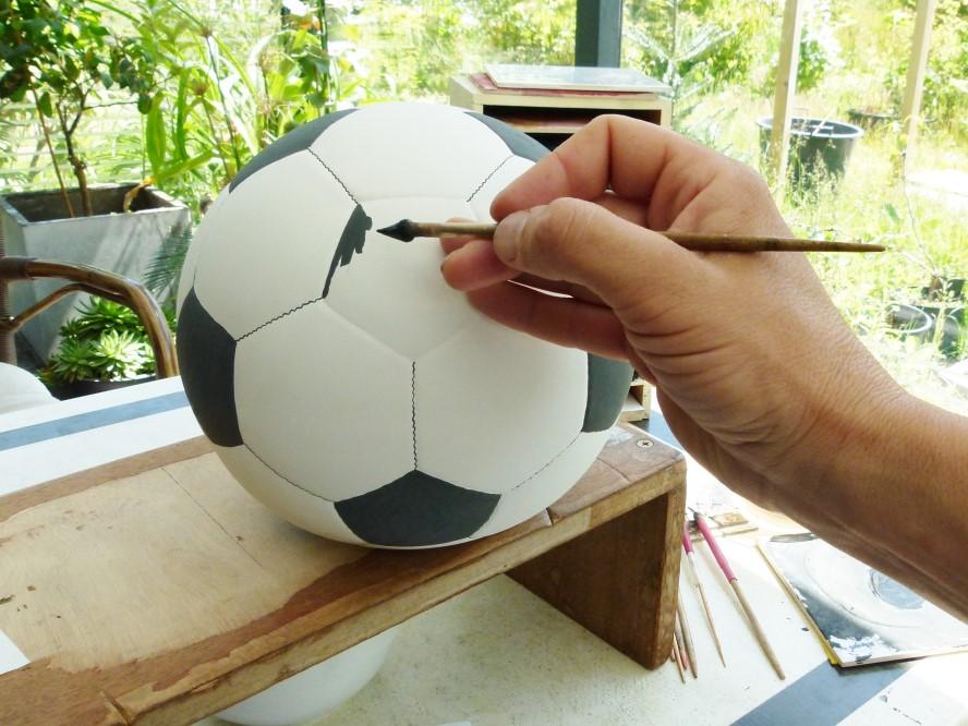 Voetbal urnen - www.voetbalurn.nl 32 Ø 21 cm (± 3.5 liter) - Ø 16 cm (± 1 liter) - Ø 11 cm (± 0.