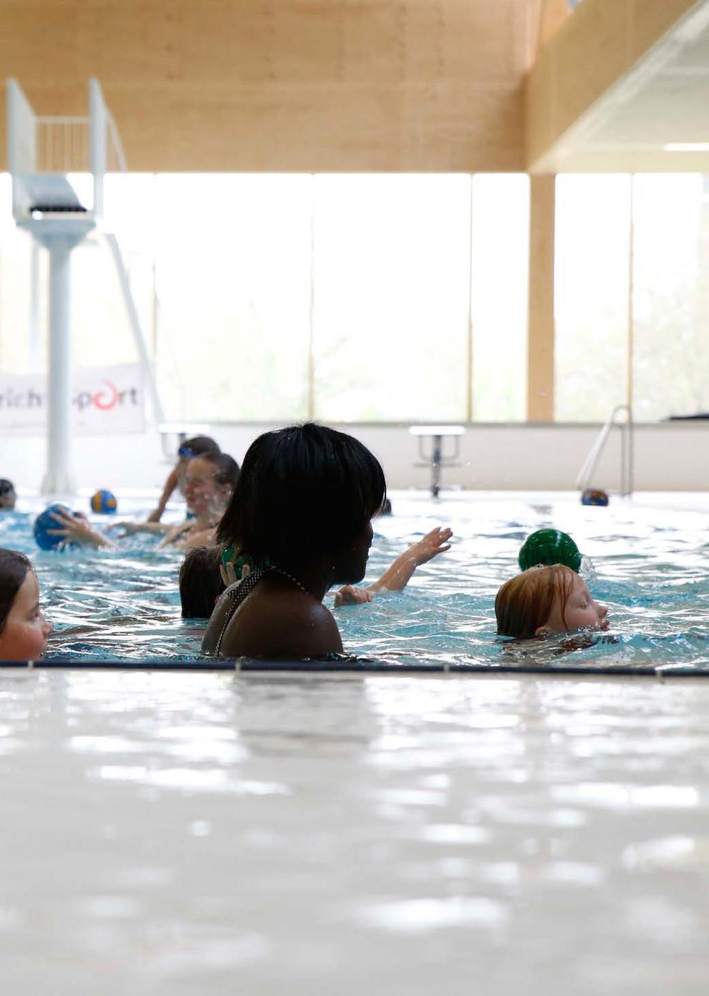 welkom in het Geusseltbad Het Geusseltbad is een zwembad voor iedereen. Jong en oud, recreatief, sportief, op weg naar herstel, individueel of in clubverband.