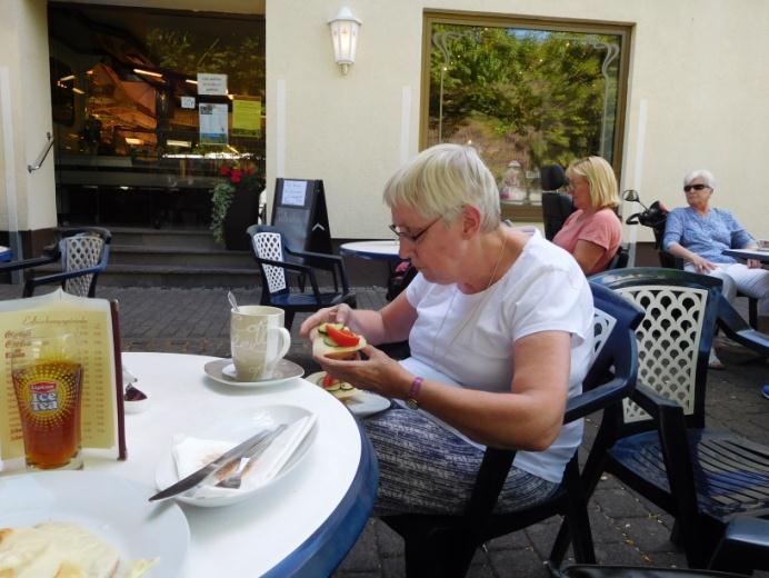 Adri heeft lekker warm appelgebak