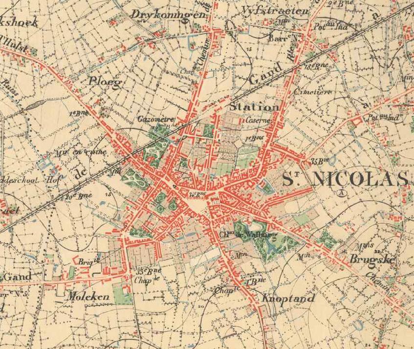 Historiek Op de kaart van het Dépôt de la Guerre uit 1865 is duidelijk de opbouw van de stad Sint-Niklaas te zien bestaande uit het historisch