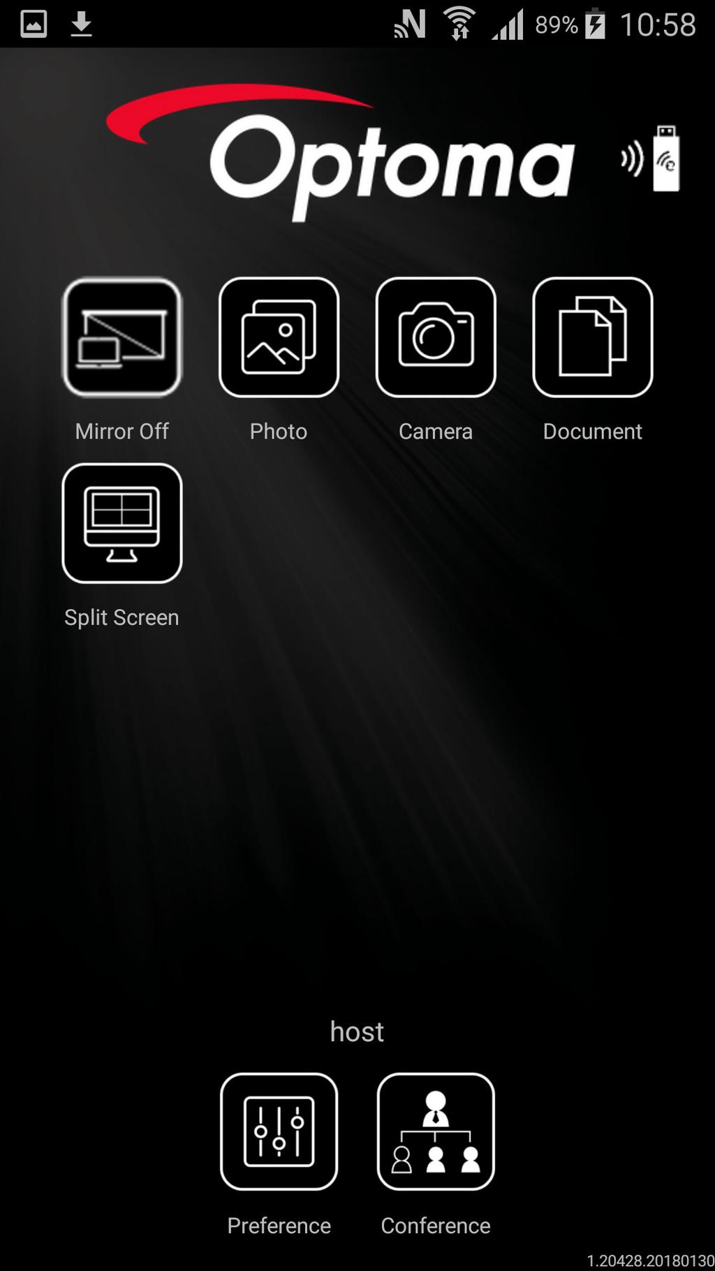d) Open de app HDCast Pro op uw smart-apparaat en tik op het pictogram HDCast Pro. Het scherm van uw smart-apparaat wordt naar de projector gespiegeld.