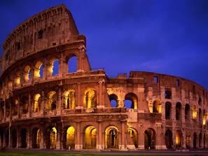 Colosseum Het Colosseum was geheel bedoeld voor de spelen die werden georganiseerd en gefinancierd door de heersende keizer. Bij de opening organiseerde Titus spelen die 100 dagen duurden.