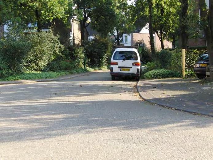 Het pad verkeert in slechte staat. Foto SZ 4.