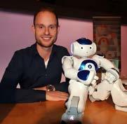 RICK VERMULST, Onderwijsconsulent en docent van het Educatief Centrum Fontys Hogescholen We hebben onze NAO-robot Charlie genoemd. Wij gebruiken hem voor de opleiding van techniekdocenten.