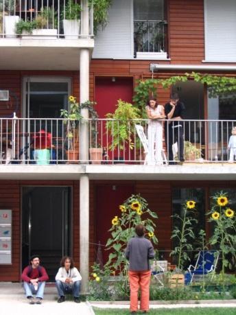 DE STR6AAT DE VERHOOGDE STRAAT Cohousing project in Ouches