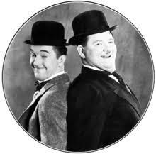 Dinsdag 7 november Filmnamiddag: Laurel & Hardy 14u00 Feestzaal 1,50 voor de film koffie/thee Laurel en Hardy, of Stan en Ollie zoals ze ook wel worden genoemd, waren een Brits - Amerikaans komisch