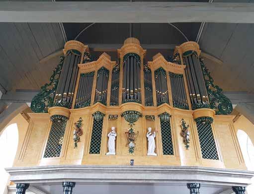 2018 Friese Orgelkrant pagina 21 Soest verguld met Harlinger orgel In de Oude Kerk te Soest werd afgelopen week het orgel uit de vroegere Doopsgezinde Kerk aan de Zoutsloot te Harlingen in gebruik
