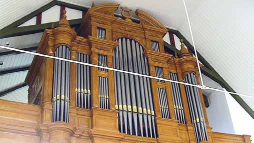2018 Friese Orgelkrant pagina 23 Het Steendam-orgel (1992) in de voormalige gereformeerde kerk van Rinsumageest, dat het instrument van Simon Bak uit 1975-1976 verving.