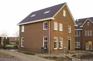 woningbouw vrijstaand Cataloguswoning (3 s) 10002 Standaard woning in gestandaardiseerde maatvoering en detaillering. Symmetrische opzet, schuin dak met pannenbedekking.