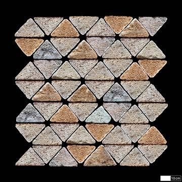 (foto: auteur) de determinatie eindelijk worden afgerond. Een interessante vondstcategorie waren de driehoekige, platte stukken kalksteen.