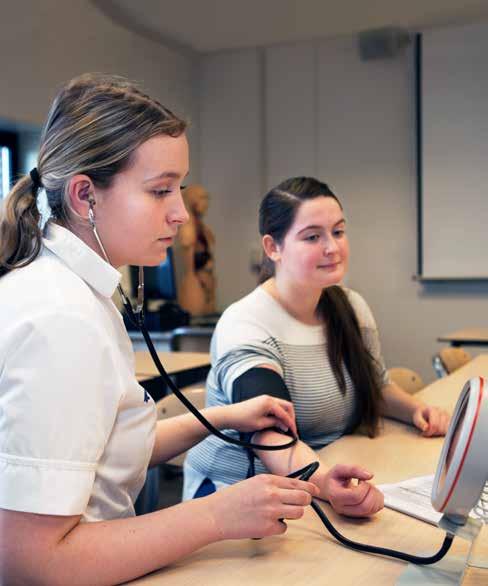 16 De Doktersassistent 06/17 STAGEVERGOEDING VIA DE SSFH Er zijn genoeg manieren waarop je als doktersassistent een bijdrage kunt leveren aan de in dit artikel beschreven problemen.