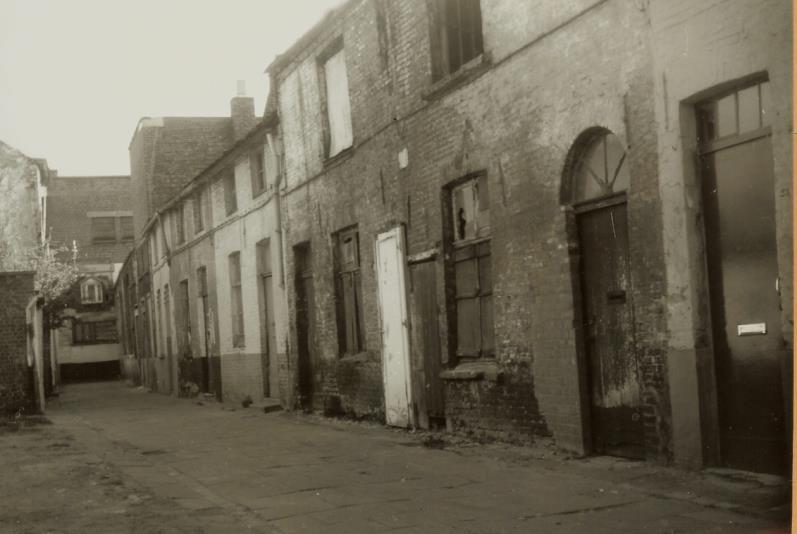 Op de foto s stond er vermeld de pluimstraat.