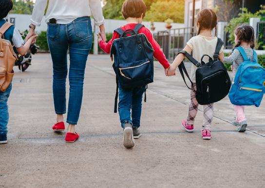 Aan de slag! Wat is een stapspot? Hoe pak je dit aan? Een stapspot is een locatie op wandelafstand van de school waar ouders hun kinderen kunnen afzetten.