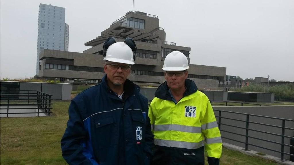 Nieuwe kleding voor medewerkers De 60 medewerkers van de RUD Zeeland die regelmatig bij bedrijven komen of inspectiewerkzaamheden uitvoeren, zijn in het nieuw gestoken.