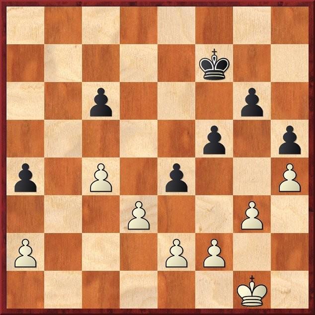 Nu staat het nog gelijk, maar de zwarte toren staat aangevallen, terwijl deze de loper op f7 moet blijven dekken. Zwart probeert nog: 4.... Kc8 5.Tc7+ Kb8 6.Lxf8 Lxf8 7.Txf7 Ld6 8.