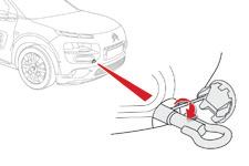 Storingen verhelpen Slepen van uw auto Slepen van een andere auto F Druk op de onderzijde van het klepje in de voorbumper om het los te maken. F Draai het sleepoog vast tot de aanslag.