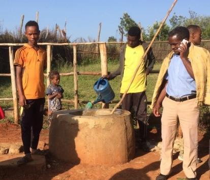 7 Bezoek aan andere projecten in Ethiopië In het najaar, twee weken na de viering van het 10 jarig bestaan van de Liqa School