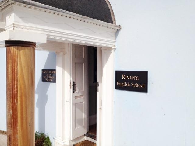 .. Riviera English School Torquay Talenschool in het hartje van de "Engelse Riviera".