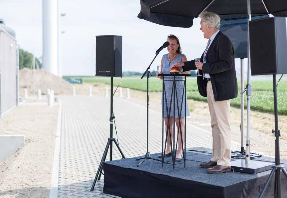 Ingebruikname innamestation Haringvliet RIWA-Maas Dinsdag 20 juni 2017 opende Deltacommissaris Wim Kuijken het nieuwe innamestation Haringvliet van Evides Waterbedrijf.