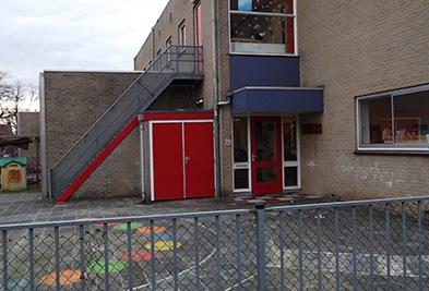 Onze prachtige locatie is het voormalig schoolgebouw de Brandaris gelegen aan de Oude Gest 3 in Bunschoten-Spakenburg.