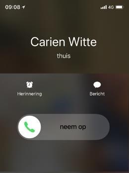 Ter bevestiging dat het gesprek is doorverbonden verschijnt een melding.