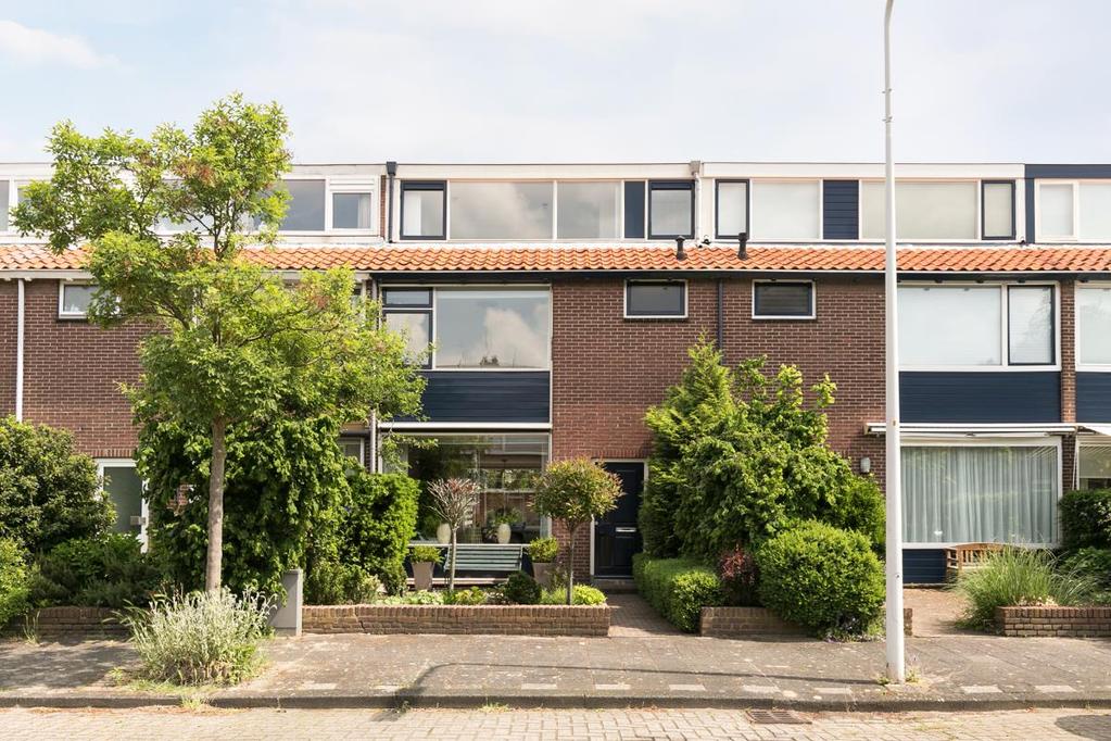 TE KOOP Parelstraat 11 te Leiden Een goed onderhouden 5-kamer