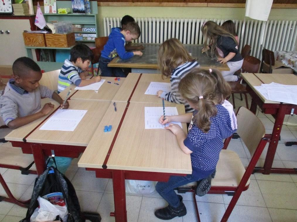 DOORSCHUIFDAG Op woensdag 27 juni 2018 organiseren wij in de voormiddag voor de kleuters van de derde kleuterklas en voor alle leerlingen van de lagere school een doorschuifdag.