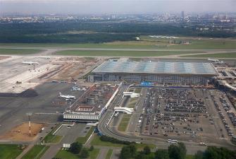Pulkovo Airport ligt ten noordoosten van Sint Petersburg.