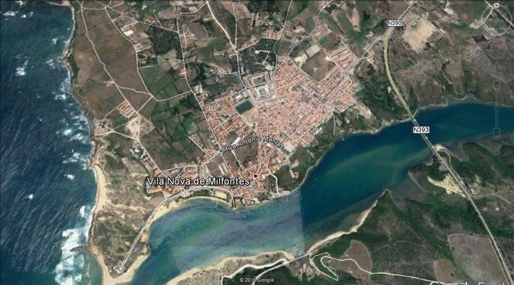 Foto Google Plattegrond van stad Vila Nova de Milfontes