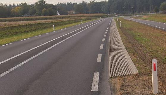 locaties 4 (Heulweg) en 7 (Nieuweweg tussen Bospolder en Poeldijk) aangepakt. De overige clusters kunnen worden aangepakt bij het vervangen van het wegdek bij groot onderhoud.