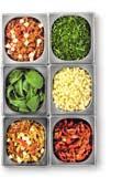 Verrassende saladebar Bestel gemakkelijk en snel 1. Kies 1 van de 3 basispakketten, die bestaan uit verschillende soorten sla, rauwkosten en basis toppings. 2.