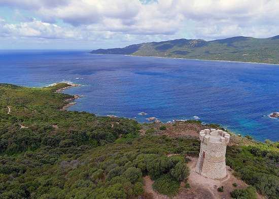 Dag 5: Woensdag 05/09/2018 Kustwandeling en de Genuese toren van Campomoro Vandaag staat er een mooie ontspannende wandeling op het programma langsheen de natuurlijke kust van Corsica.