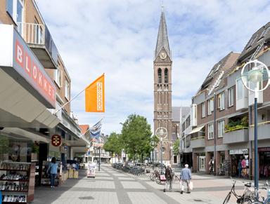 Binnen 10 minuten fietsen zijn diverse basisscholen zoals BS St.