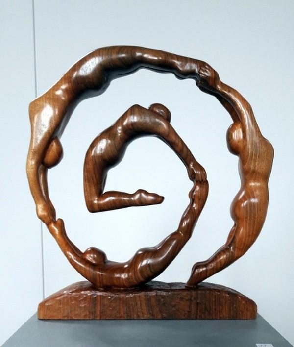 3e Prijs Beelden: 'Circle of life' Hannie Fokker Technisch meesterwerkje dat waardering en bewondering voor het 'ambacht' oproept.