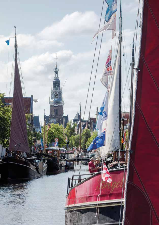 Geachte watersporters, Namens de gemeente heten wij u van harte welkom in de haven van Alkmaar. In dit boekje vindt u alle informatie die u nodig kunt hebben tijdens uw verblijf in Alkmaar.