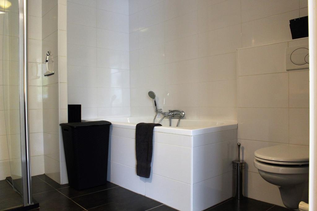 Moderne badkamer met