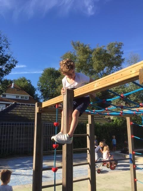 De eerste week in OBC: Het schooljaar is gestart! De afgelopen week hebben de kinderen vooral rustig weer kunnen wennen aan school. Het mooie weer heeft daar zijn steentje aan bijgedragen.