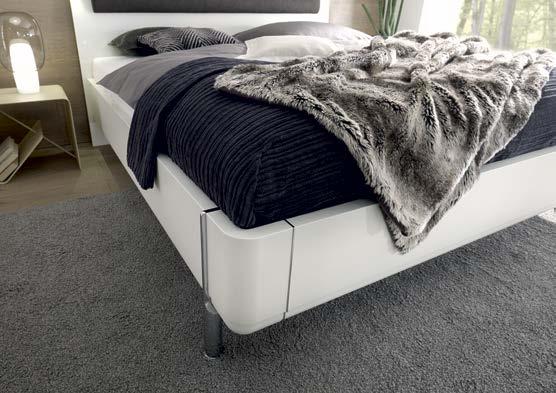 10 MULTI-BED MULTI -BED 11 Pieds de lit Bedpootvarianten Cadres de lit Bedframevarianten P ersonnalisation parfaite : une gamme