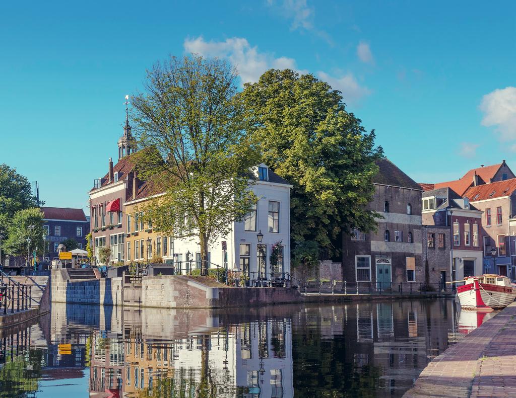 SCHIEDAM WONINGBELEGGERS MEESTE LEVERT RENDEMENT OP Nog nooit lag het beleggingsvolume in woningen langjarig zo hoog.