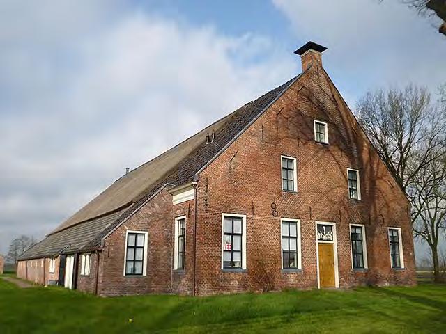 Informatiecentrum Egberts Lent verhuurd, in het achterhuis heeft Het Drentse Landschap een infocentrum over het Hunzedal. In deze expositie staat de bever centraal.