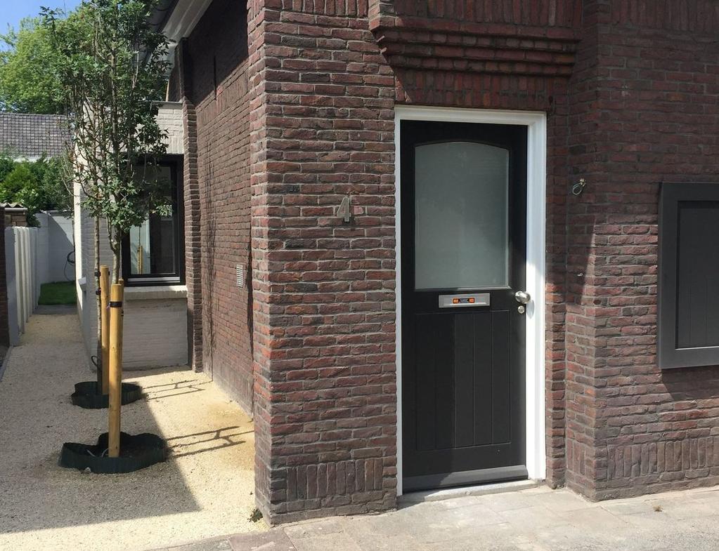 Juliana Bernhardplein 4 Oisterwijk Prachtige gerenoveerde woning op toplocatie: Deze 2-onder-1-kap compleet gerenoveerde (2018) woning is gelegen in de gewilde wijk Levenskerk.