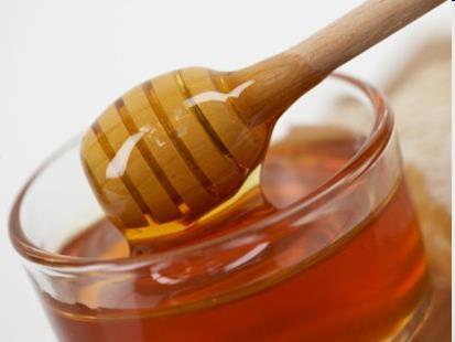 PAs Mogelijke bronnen: Honing Grote kans op contaminatie, doordat veel honing gemengd wordt Ruwe honing: conc tot boven 2000 µg/kg Retail honing: gemiddeld 15-20 µg/kg, max